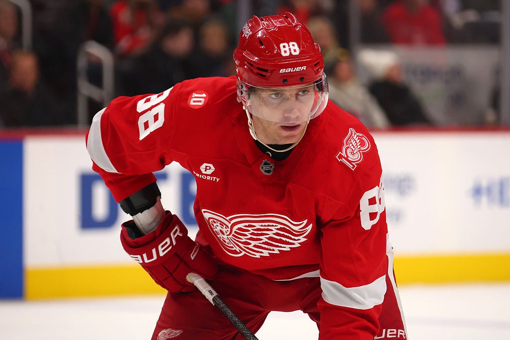 Detroit Red Wings vs Boston Bruins: Odds, Spread, and Total