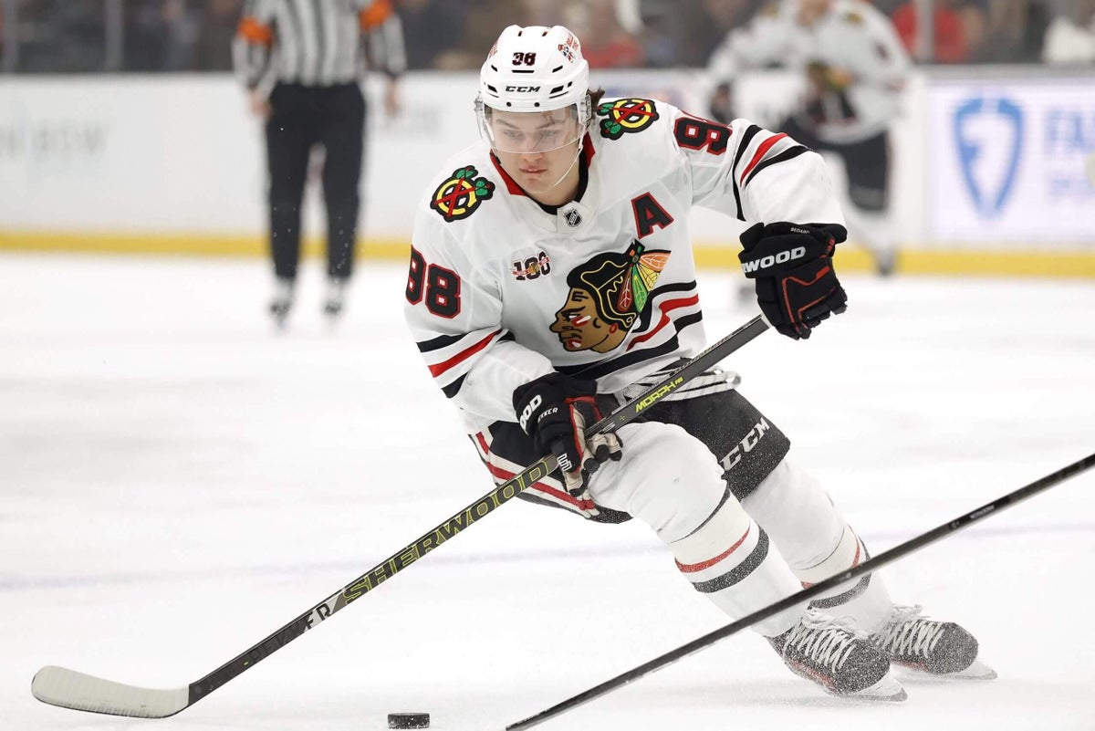 Connor Bedard stays red hot as maturing Blackhawks close out the Kings: Game observations
