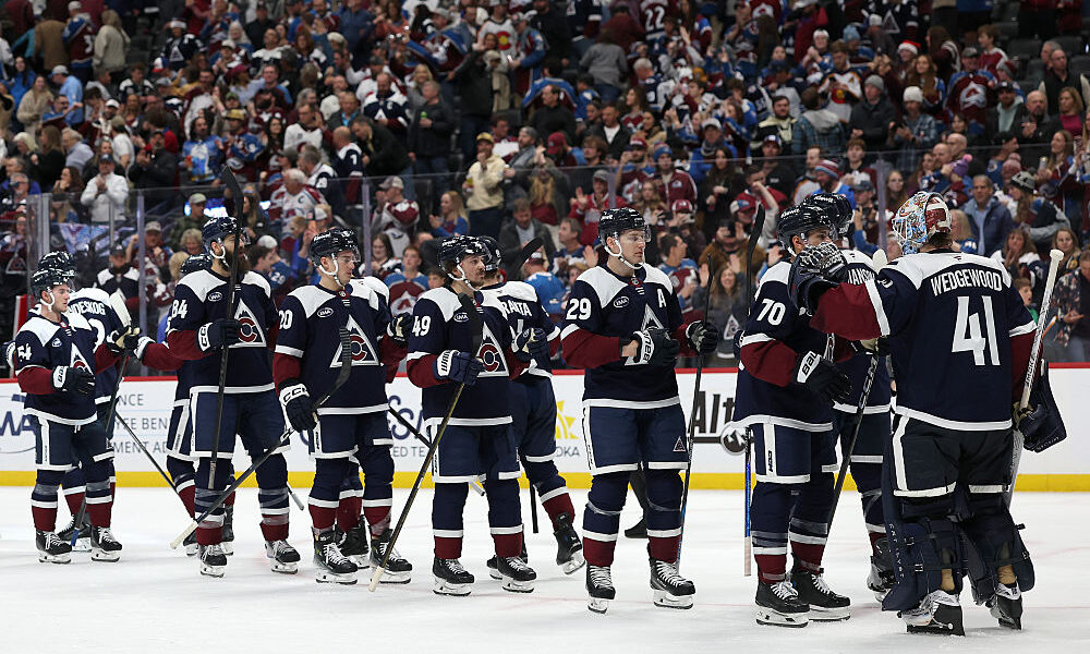 Avalanche have the most points in history of the NHL at Christmas break