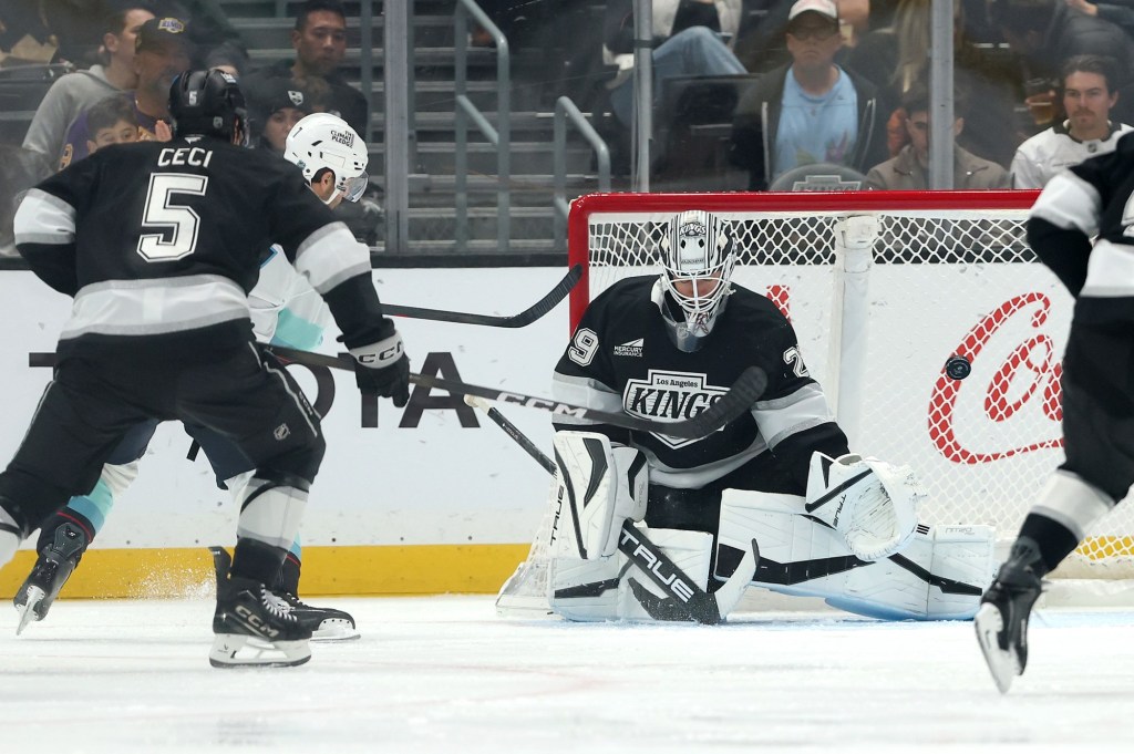 Kings stumble into break with 2nd straight loss to a last-place team – Daily News