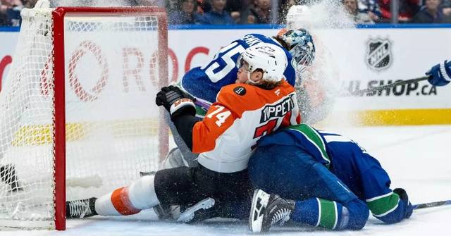 Tocchet coaches Flyers to 6-3 win over Canucks in return to Vancouver