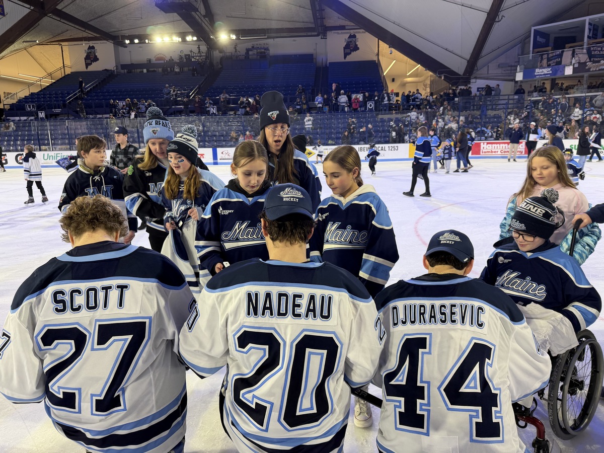 UMaine hockey fans and players enjoy ‘incredible’ chance to meet on the ice