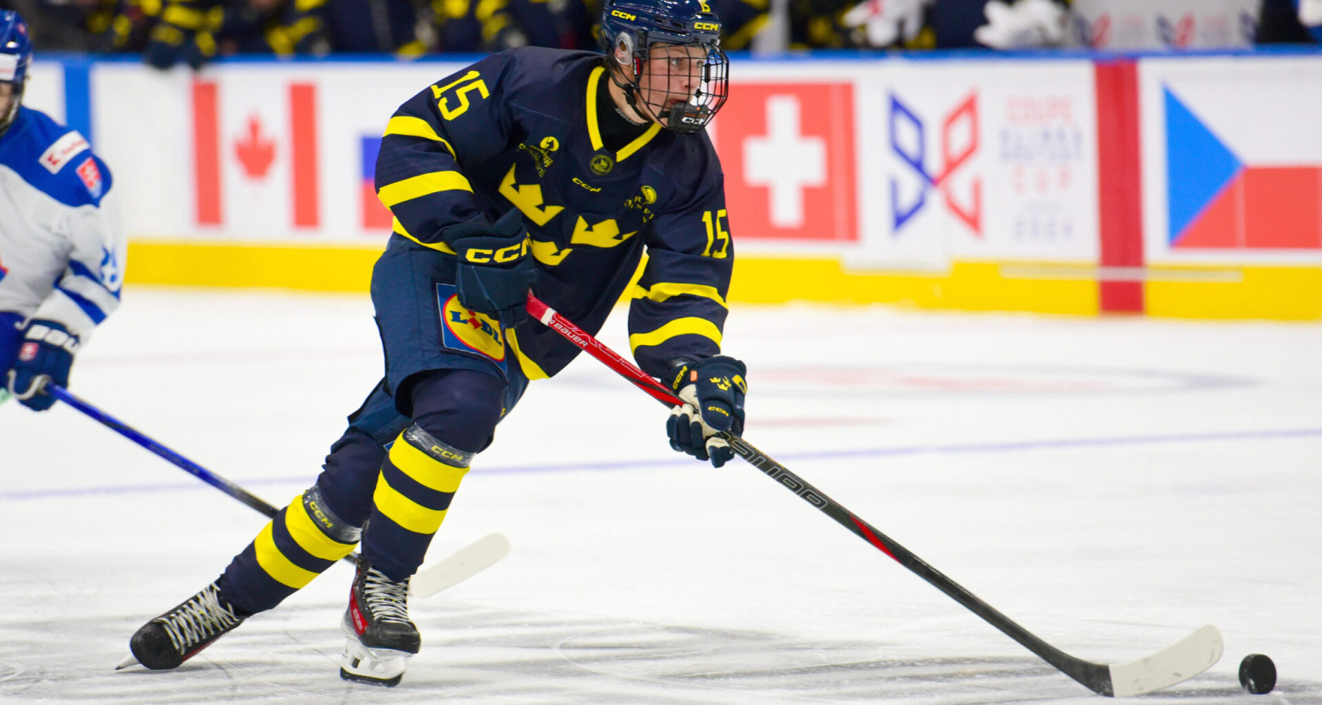 Ivar Stenberg Has Surpassed Gavin McKenna in the 2026 NHL Draft - The Hockey Writers - NHL Entry Draft