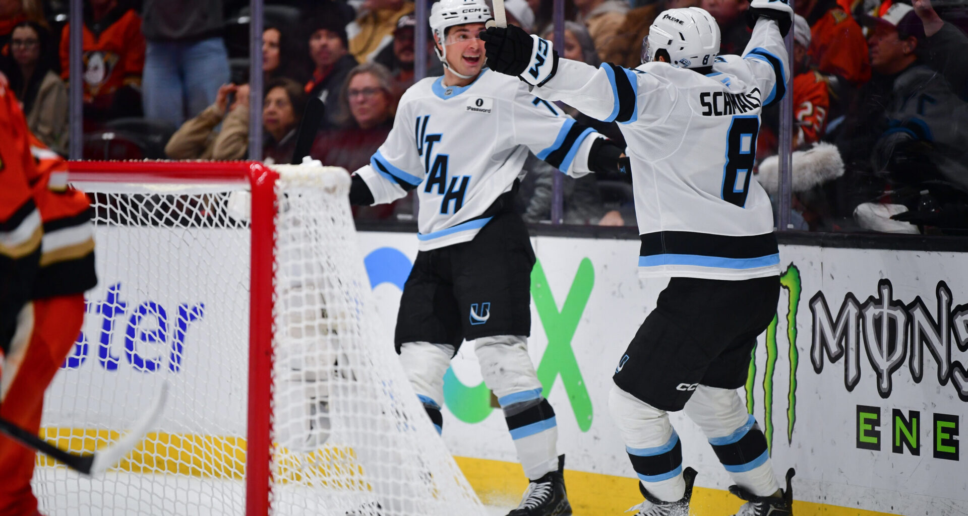 3 Takeaways From Mammoth's 7-0 Win Over Ducks - The Hockey Writers -