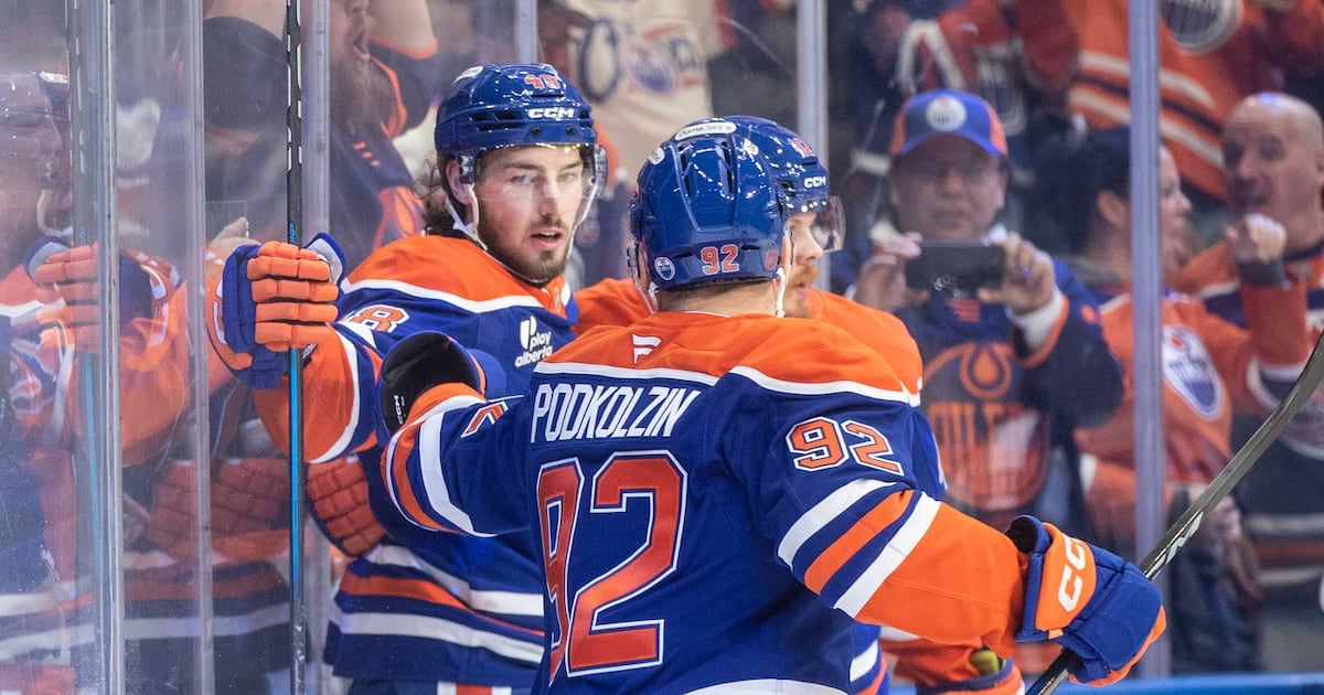 Carolina Hurricanes claim F Noah Philp off waivers from Oilers