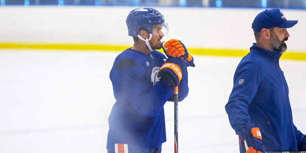 Jack Roslovic Oilers NHL