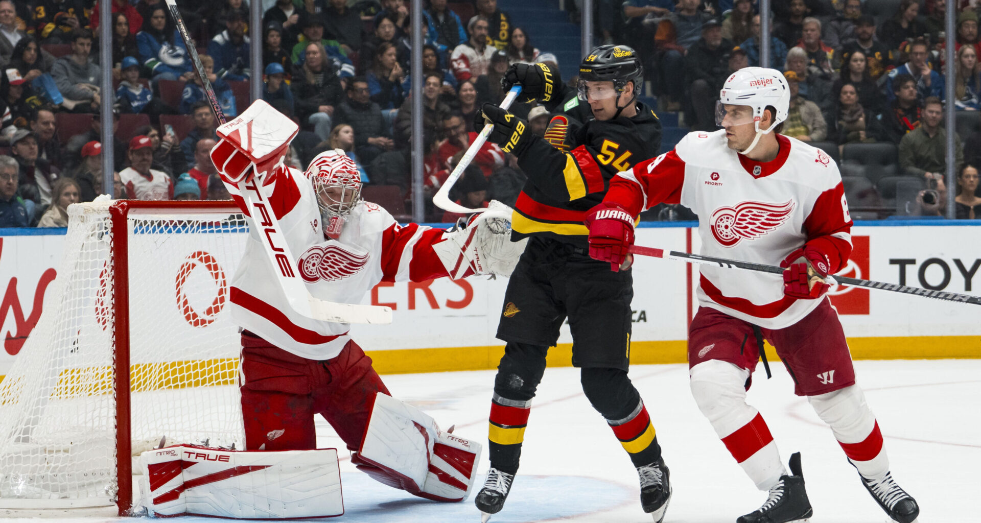 John Gibson's 39 Saves Lead Red Wings to 4-0 Victory Over Canucks - The Hockey Writers - Detroit Red Wings