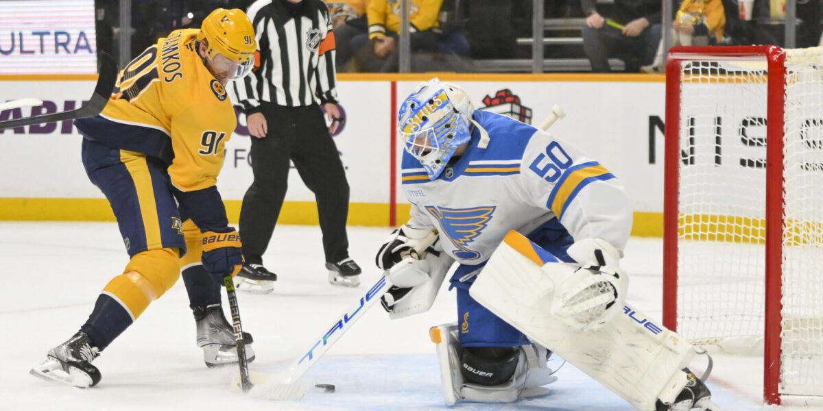 Jordan Binnington Steven Stamkos