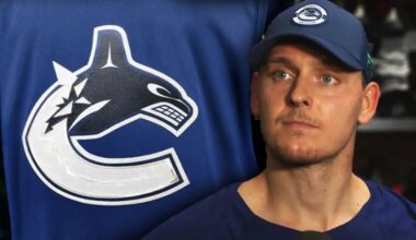 Kevin Lankinen Canucks goalie