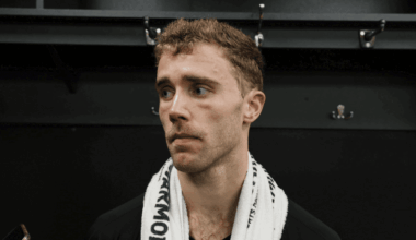 Chicago Blackhawks, Spencer Knight