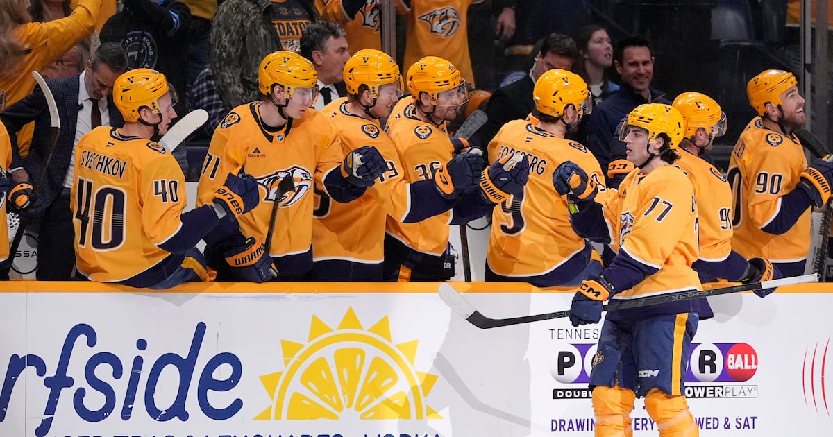 Luke Evangelista breaks third-period tie as Nashville Predators beat Toronto Maple Leafs