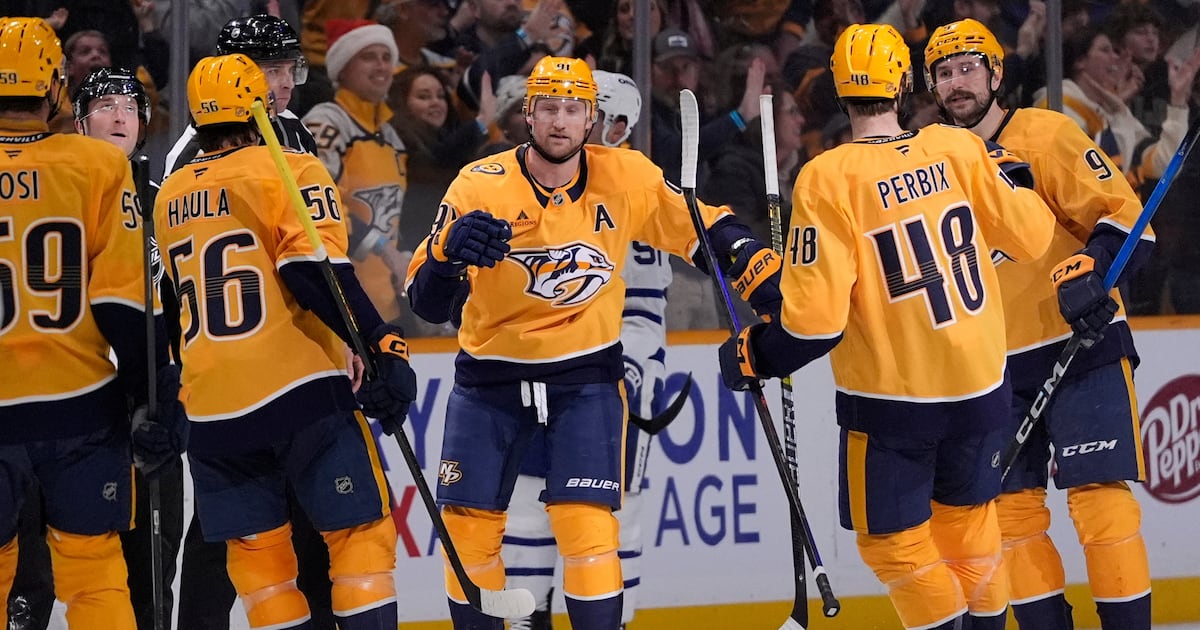 Filip Forsberg, Justus Annunen lead Nashville Predators over New York Rangers