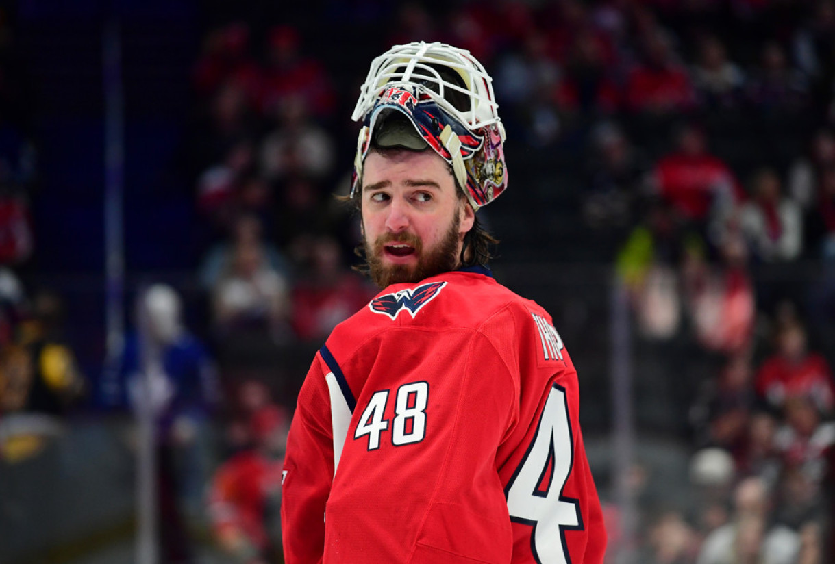 Logan Thompson - Fantasy Hockey Rankings NHL DFS Picks, DFS Hockey - icon rotoballer