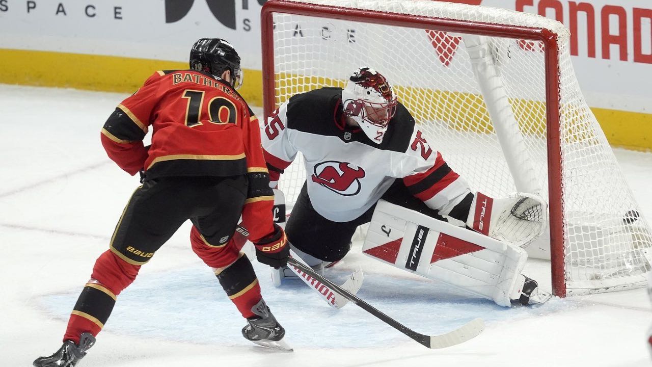 Senators fall to Devils for third straight loss