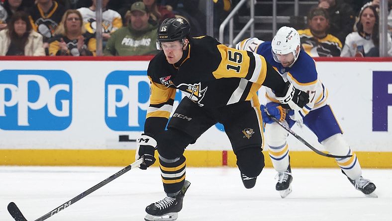 NHL: Buffalo Sabres at Pittsburgh Penguins