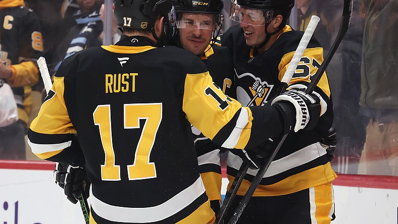 NHL: Montreal Canadiens at Pittsburgh Penguins