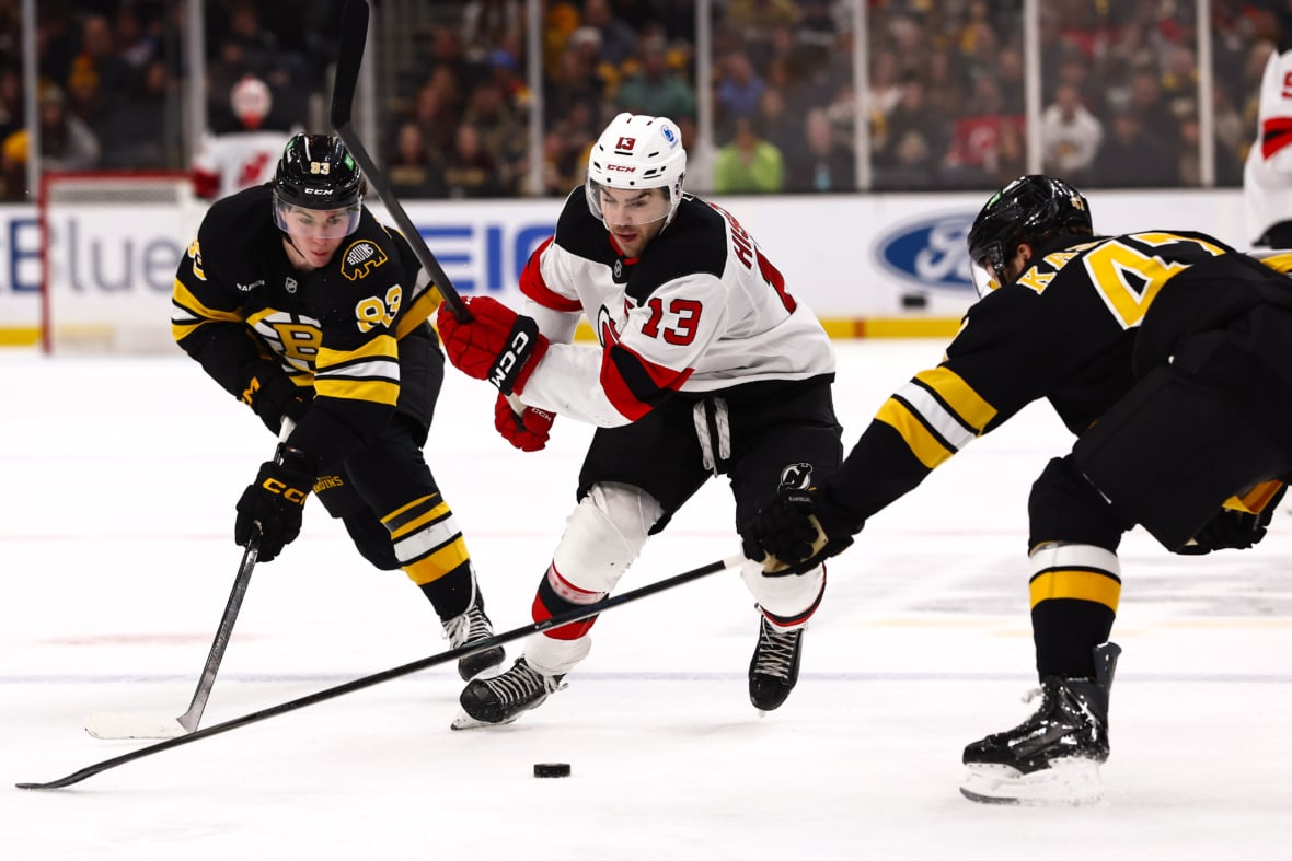 Devils Extend Losing Streak to 5 with Loss In Boston