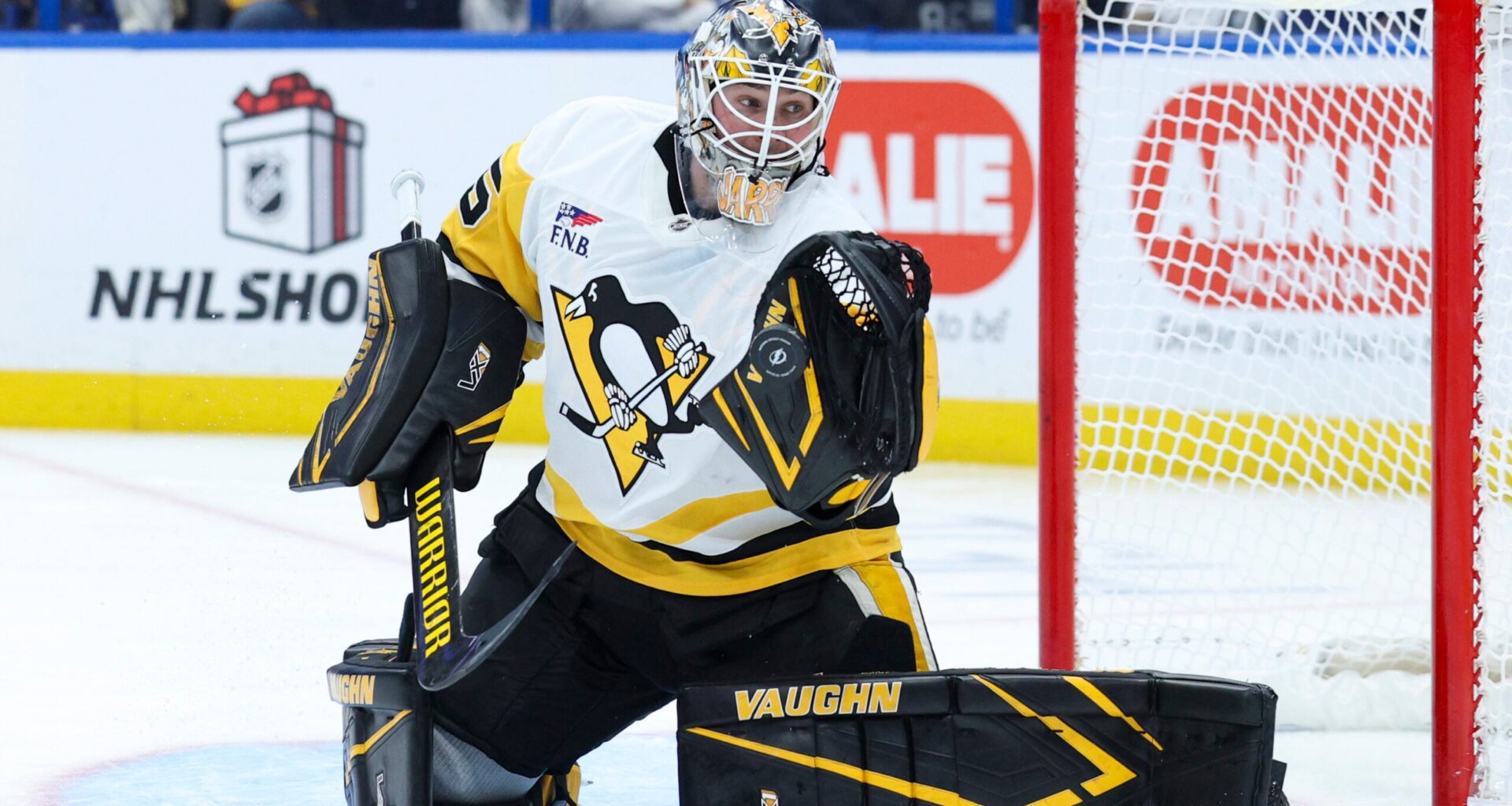 Oilers Interested in Jarry Trade, but Deal 'Complicated'