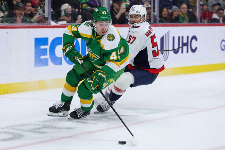 Quinn Hughes : Washington Capitals at Minnesota Wild