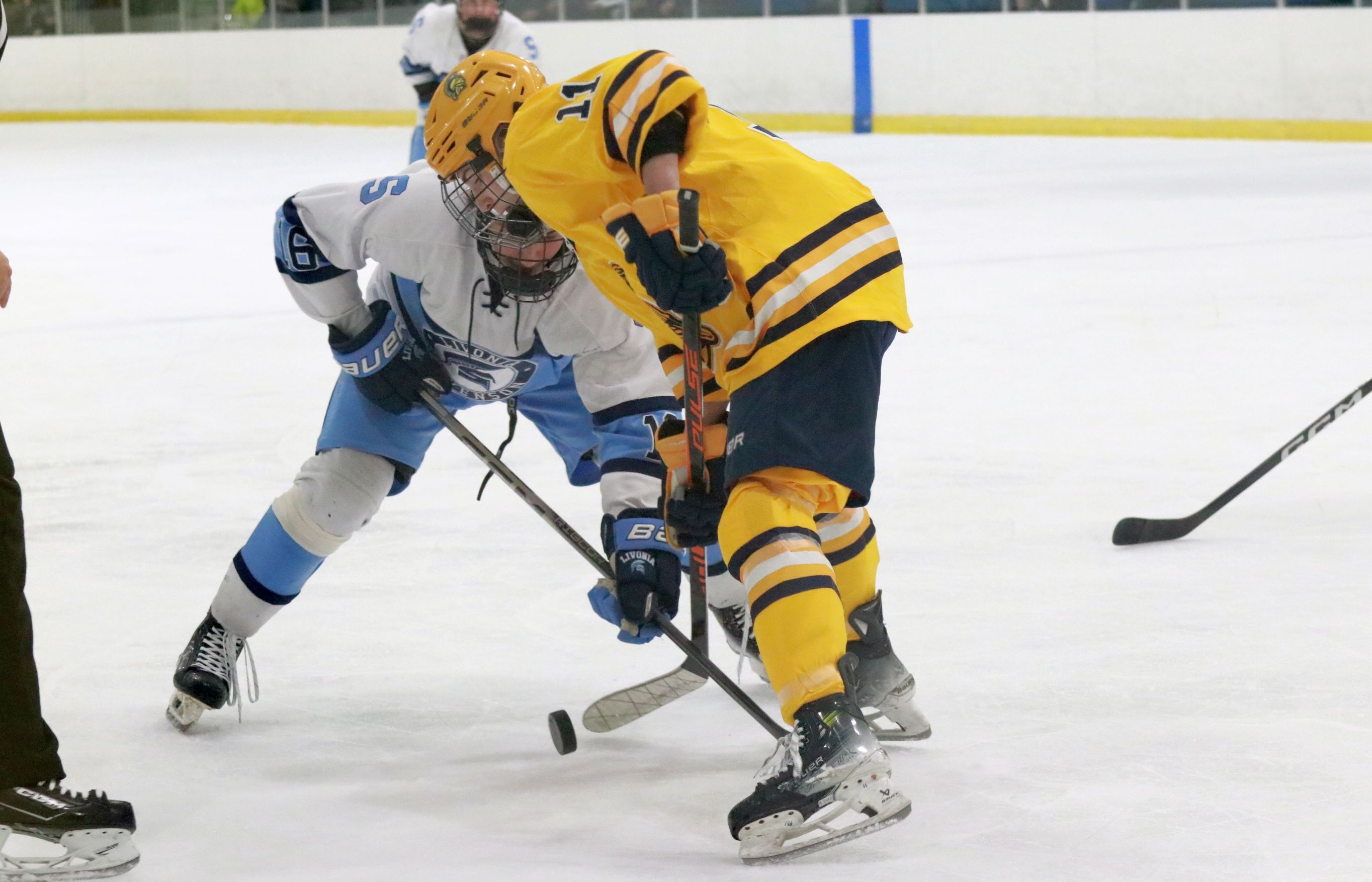 The Trenton ice hockey team was handed a 5-2 loss...