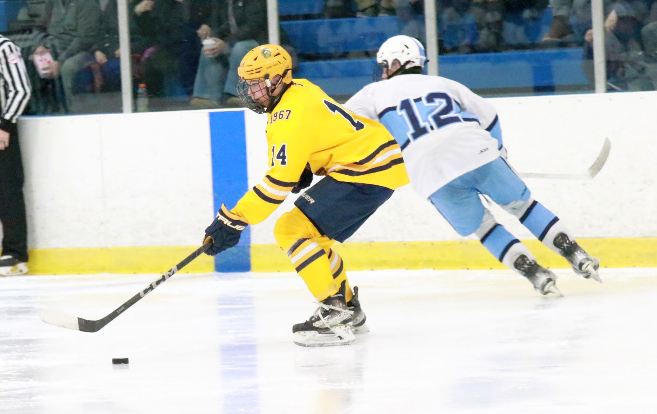 The Trenton ice hockey team was handed a 5-2 loss...