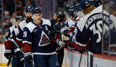 Avalanche Defeat Predators 4-2 to Capture 11th Straight Home Win - The Hockey Writers - Colorado Avalanche