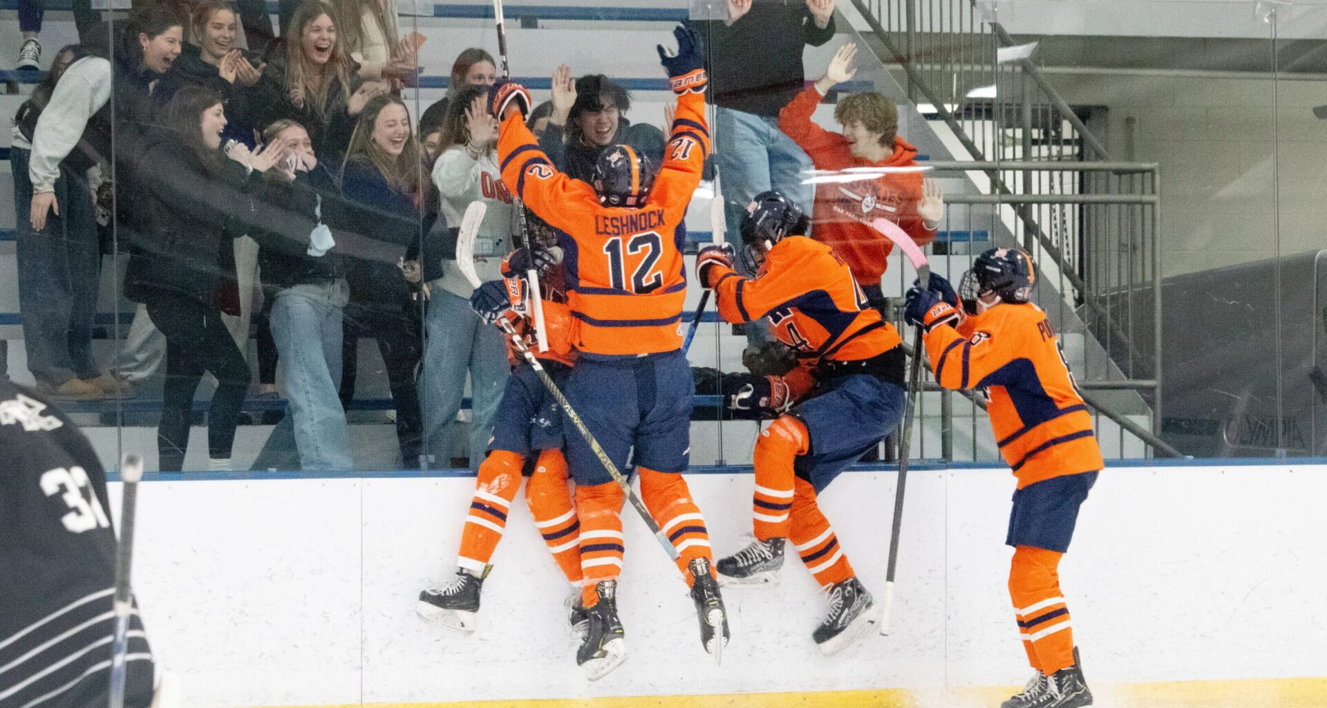 OPRF, Fenwick hockey revel in big wins 