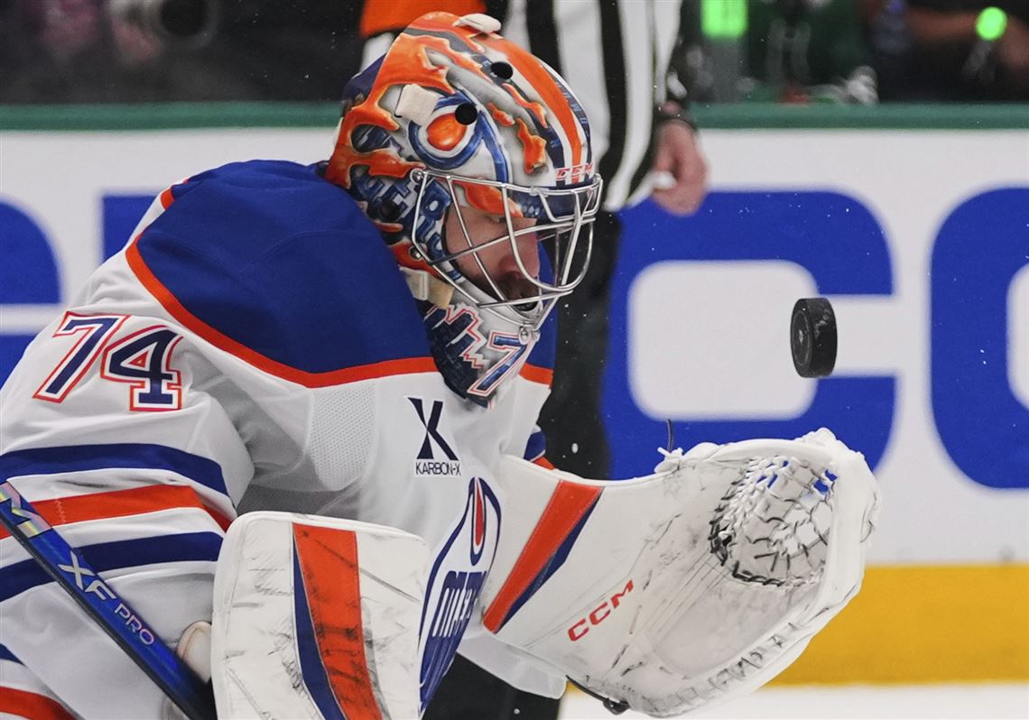 Analysis: There's a lot riding on the performance of new Penguins Stuart Skinner and Brett Kulak