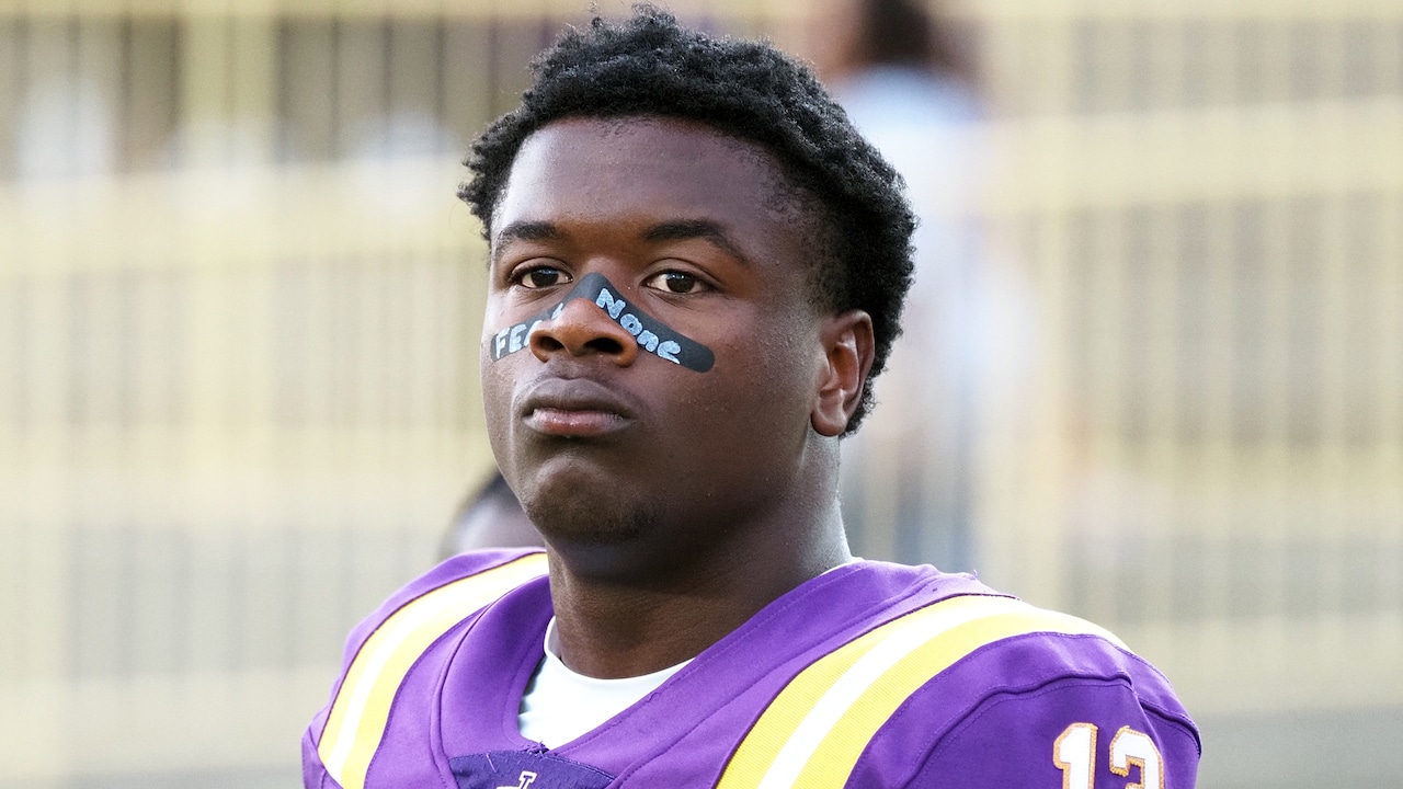 Alabama football signee wins top Gatorade award