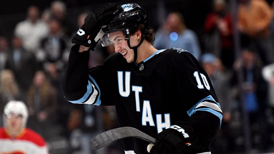 Maveric Lamoureux Utah Mammoth....