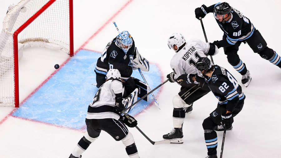 Utah Mammoth, Karel Vejmelka....