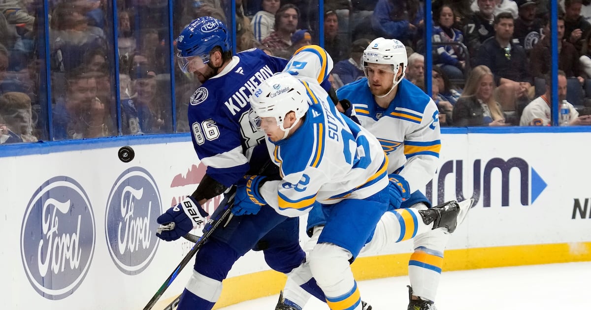 St. Louis Blues’ Pius Suter to miss approximately four weeks with ankle injury