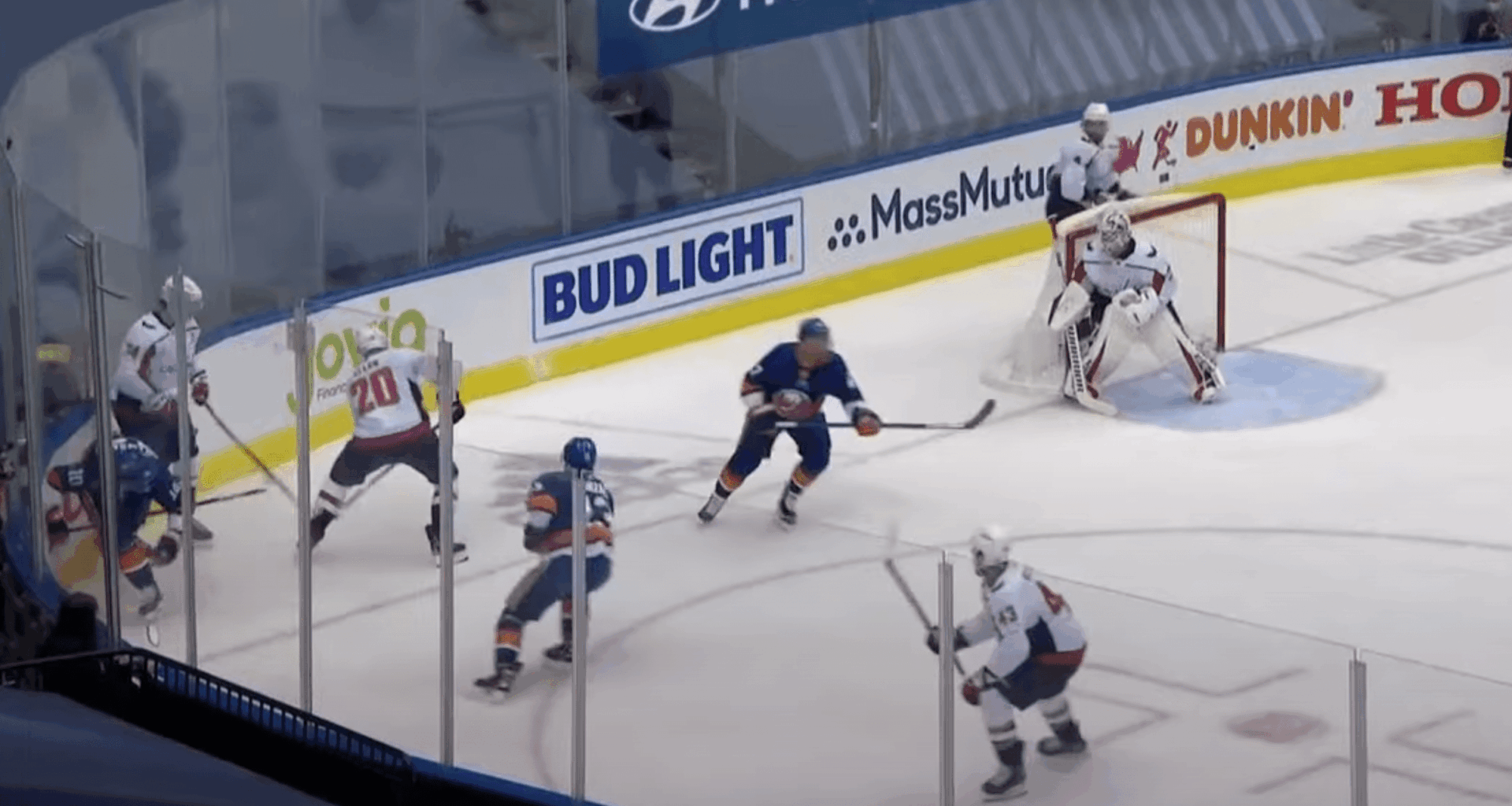 New York Islanders Can't Close Out Caps