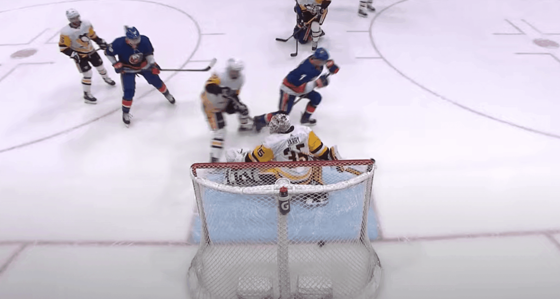 New Second Line Shines in New York Islanders Win