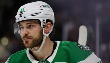 Stars' Tyler Seguin has surgery for torn ACL, recovery timeline uncertain