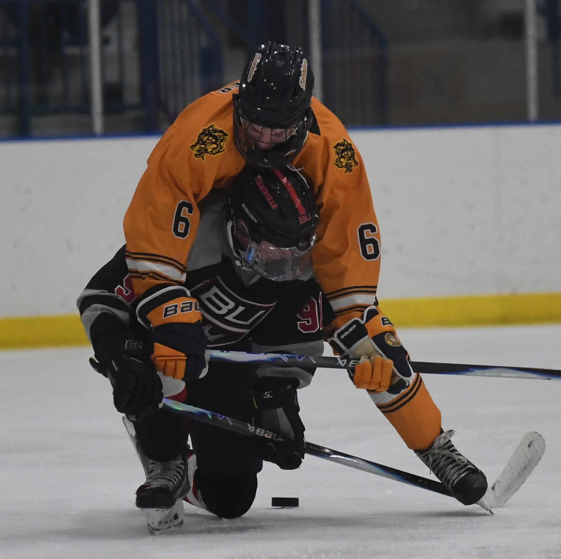 The Clarkston Wolves scored with 4:41 to play to defeat...