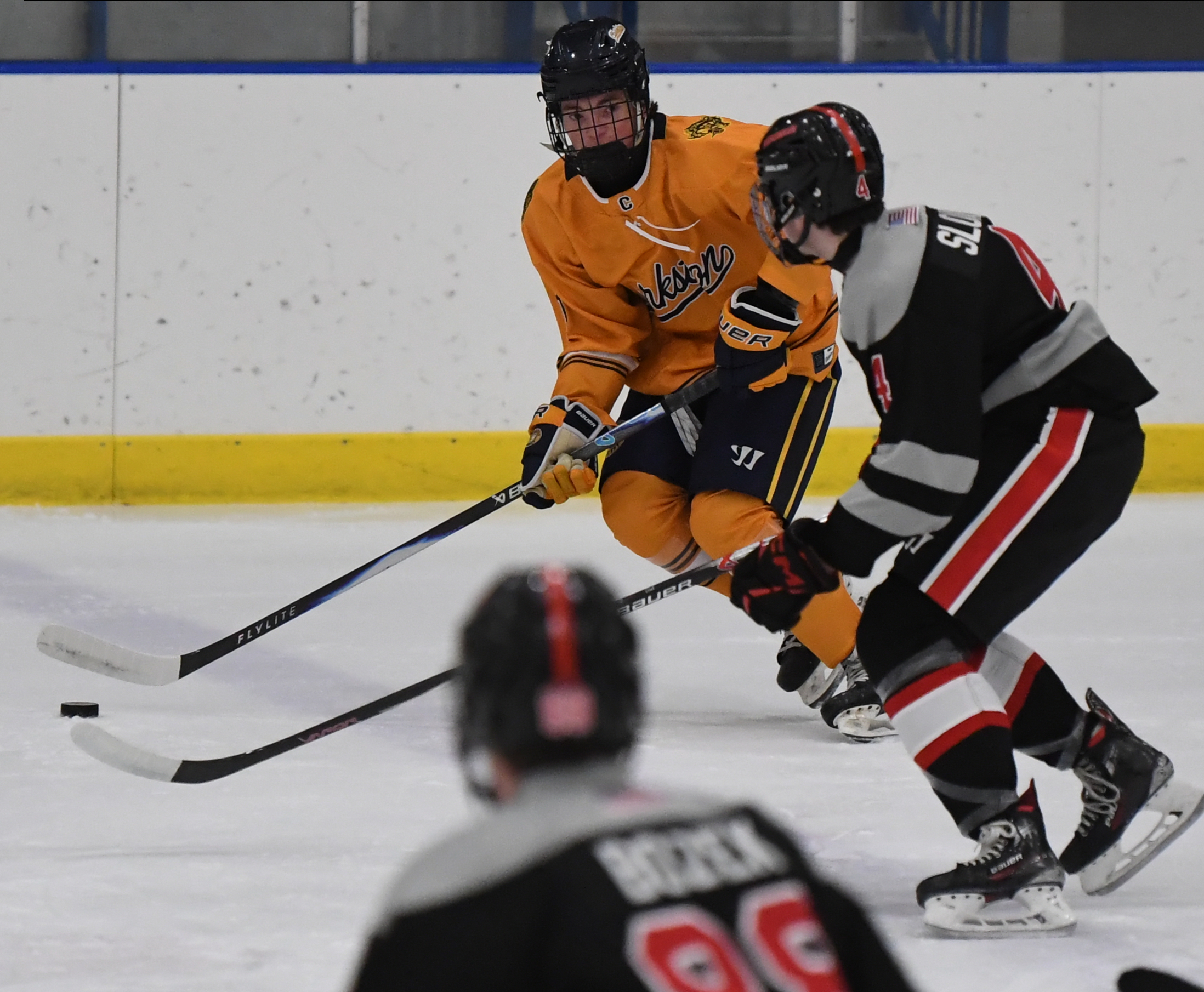 The Clarkston Wolves scored with 4:41 to play to defeat...