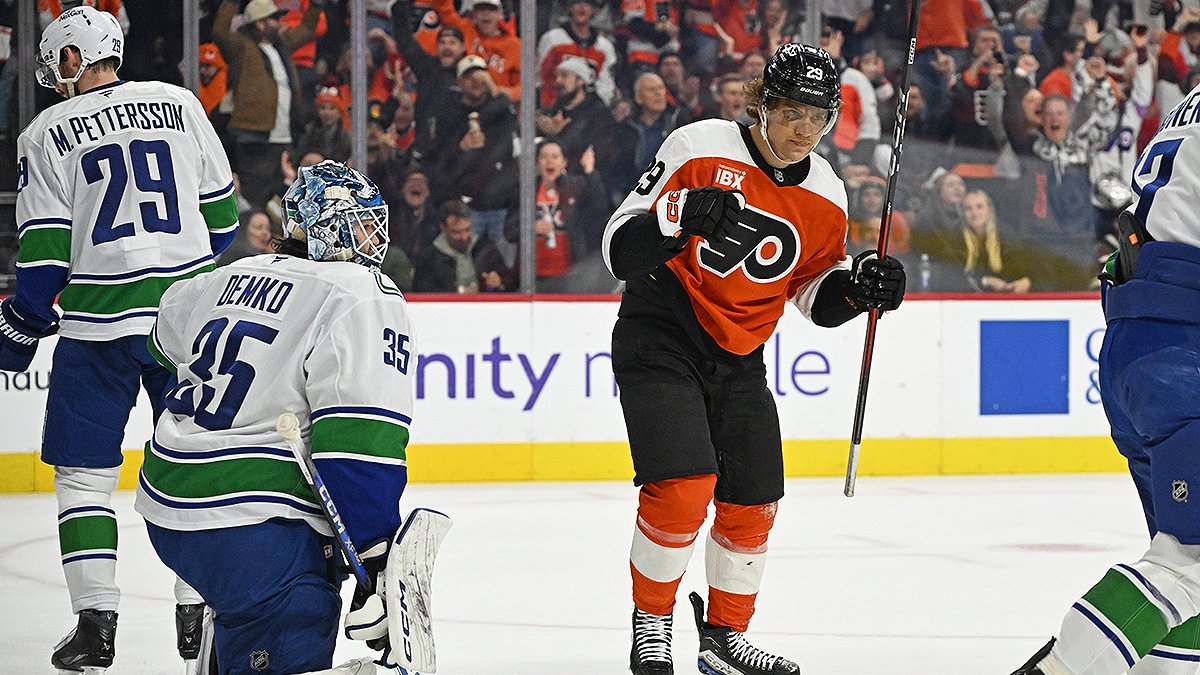 Flyers move into second place behind lopsided win over Canucks – NBC Sports Philadelphia