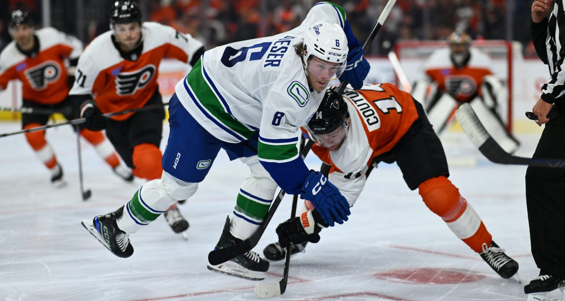 Prime Monday Night Hockey: Canucks vs Flyers
