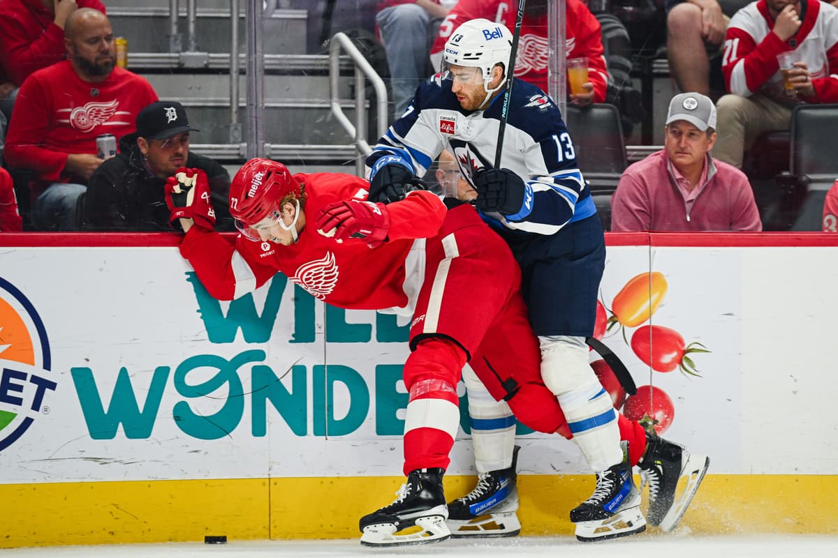 Winnipeg Jets at Detroit Red Wings