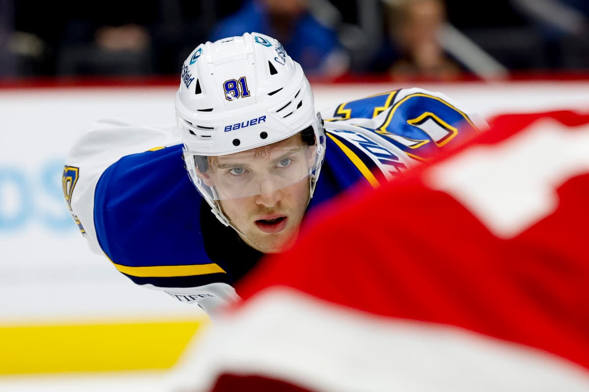 #10 — Contract negotiations rubbed Dylan Holloway ‘the wrong way’