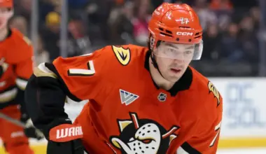 Ducks’ Frank Vatrano fined for unsportsmanlike conduct against Stars’ Jason Robertson