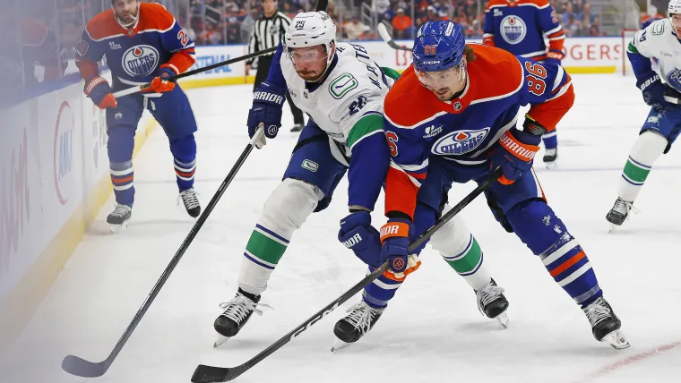 Oilers' 29-year old forward leaving NHL mid-season to sign contract in Sweden image