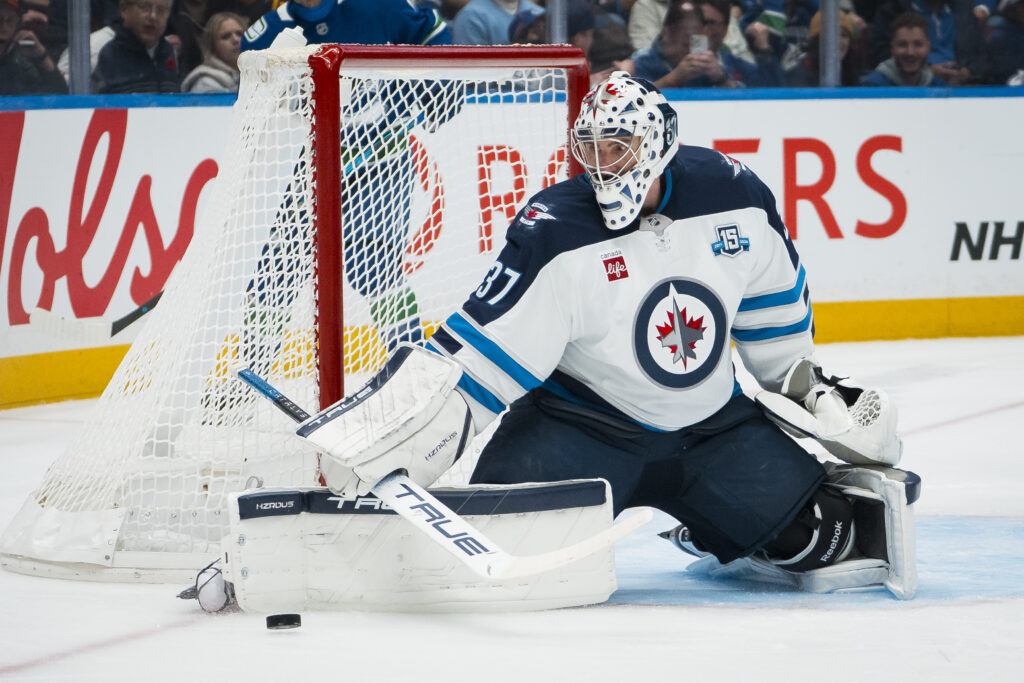 Injury Notes: Hellebuyck, Ellis, Perbix