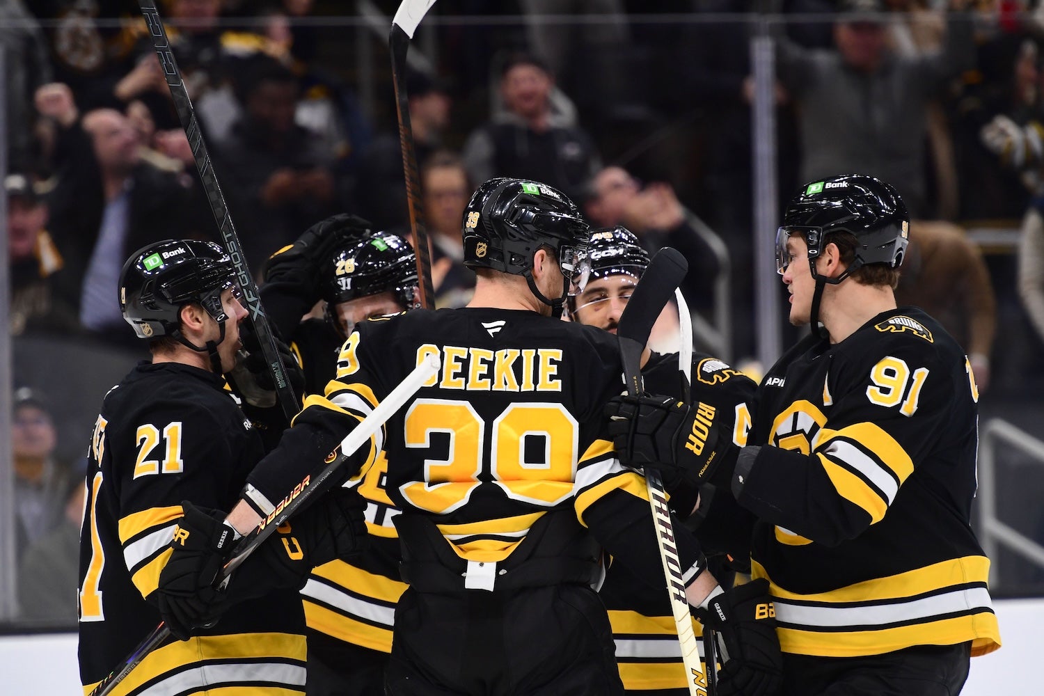 Bruins take it to Blues for big win at TD Garden - 98.5 The Sports Hub
