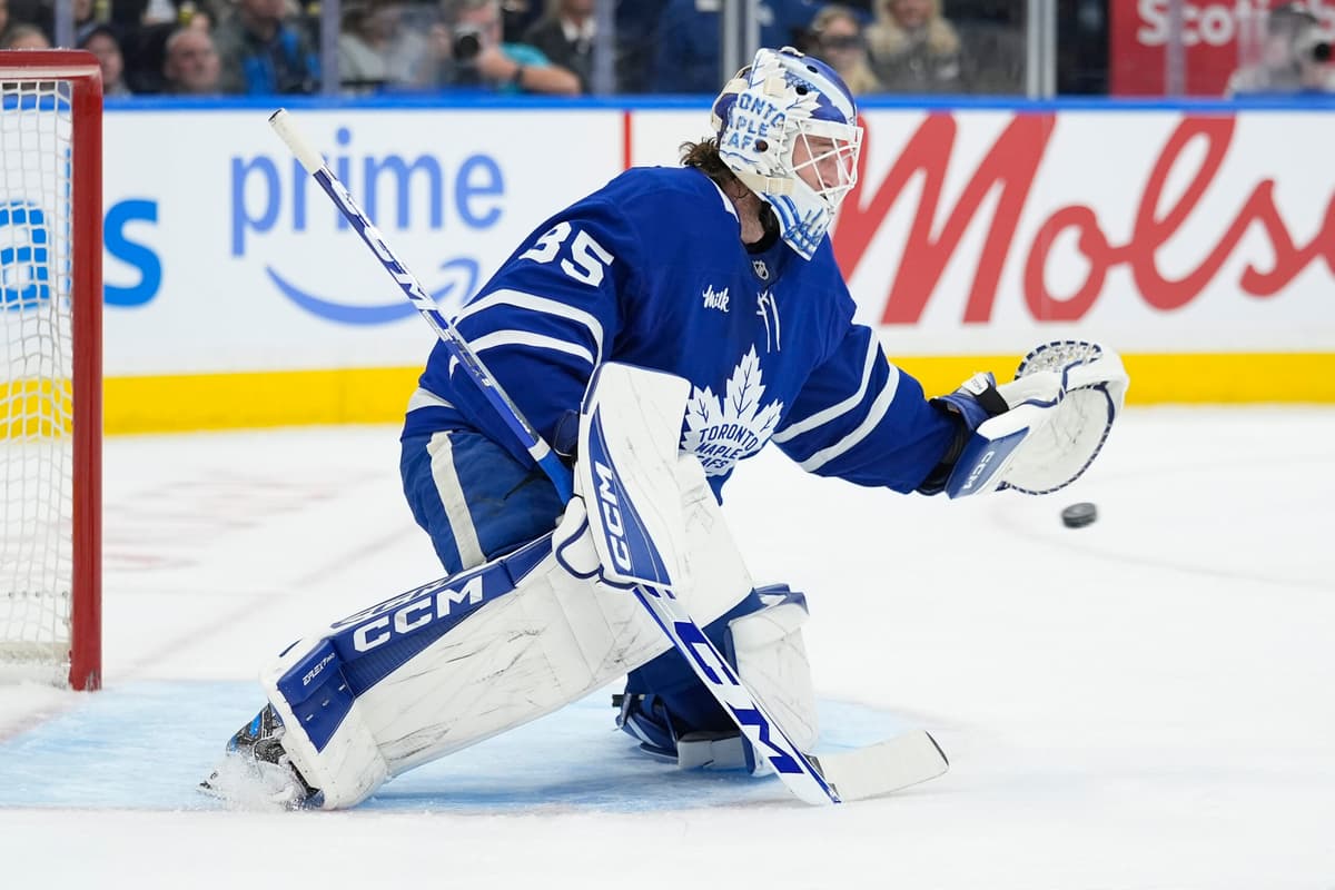 Dennis Hildeby shines, records 1st NHL shutout in 2-0 win over Lightning