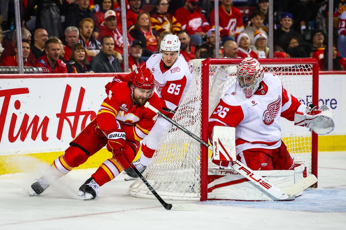 Flames can’t crawl back against Red Wings in 4-3 loss