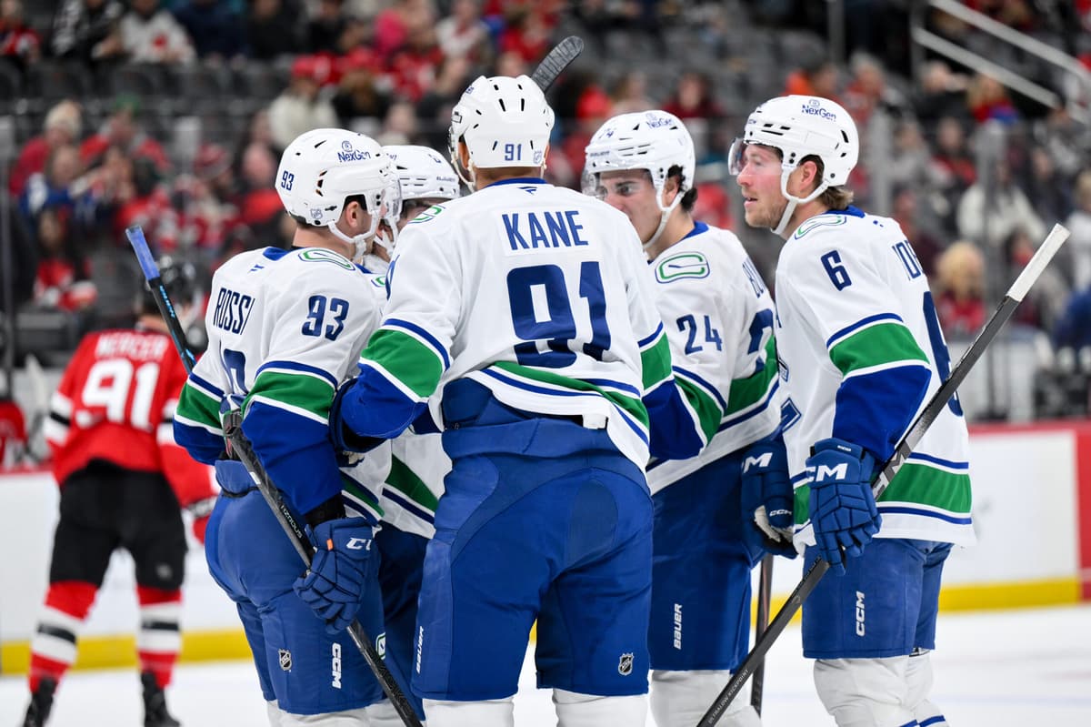 Zeev Buium scores game-winning goal in Canucks debut vs. Devils