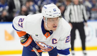 Lee scores early, Rittich makes 26 saves in Islanders win over Rangers