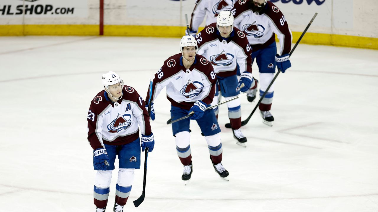 MacKinnon scores two including overtime winner as Avalanche down Rangers
